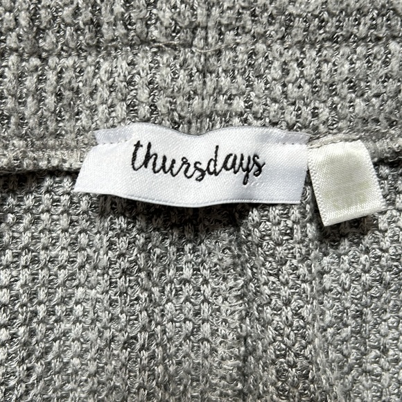 2 Piece Set! Grey waffle hoodie and pants set! - Picture 5 of 9